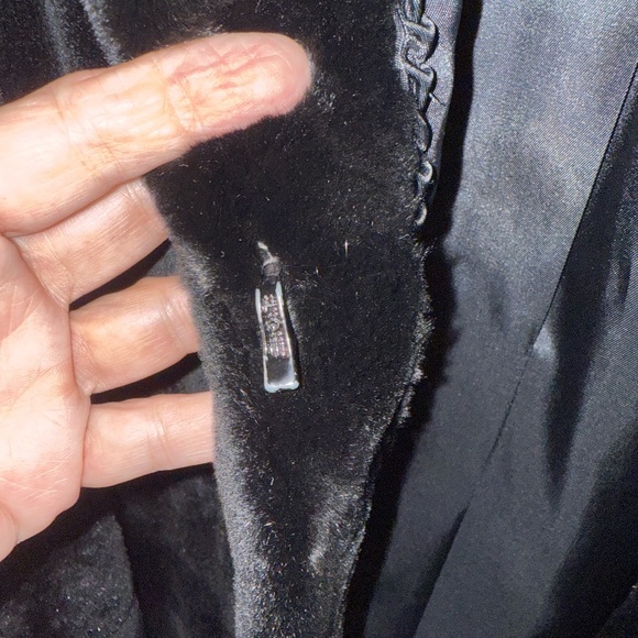 Elegant Black mink Coat - Picture 3 of 6